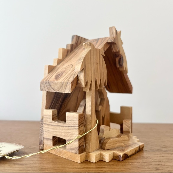 Handmade Olive Wood Nativity Ornament made in Bethlehem Israel Holy Land Xmas - Picture 4 of 7